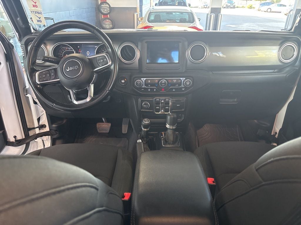 2021 Jeep Gladiator Overland