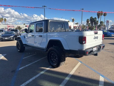 2021 Jeep Gladiator Overland