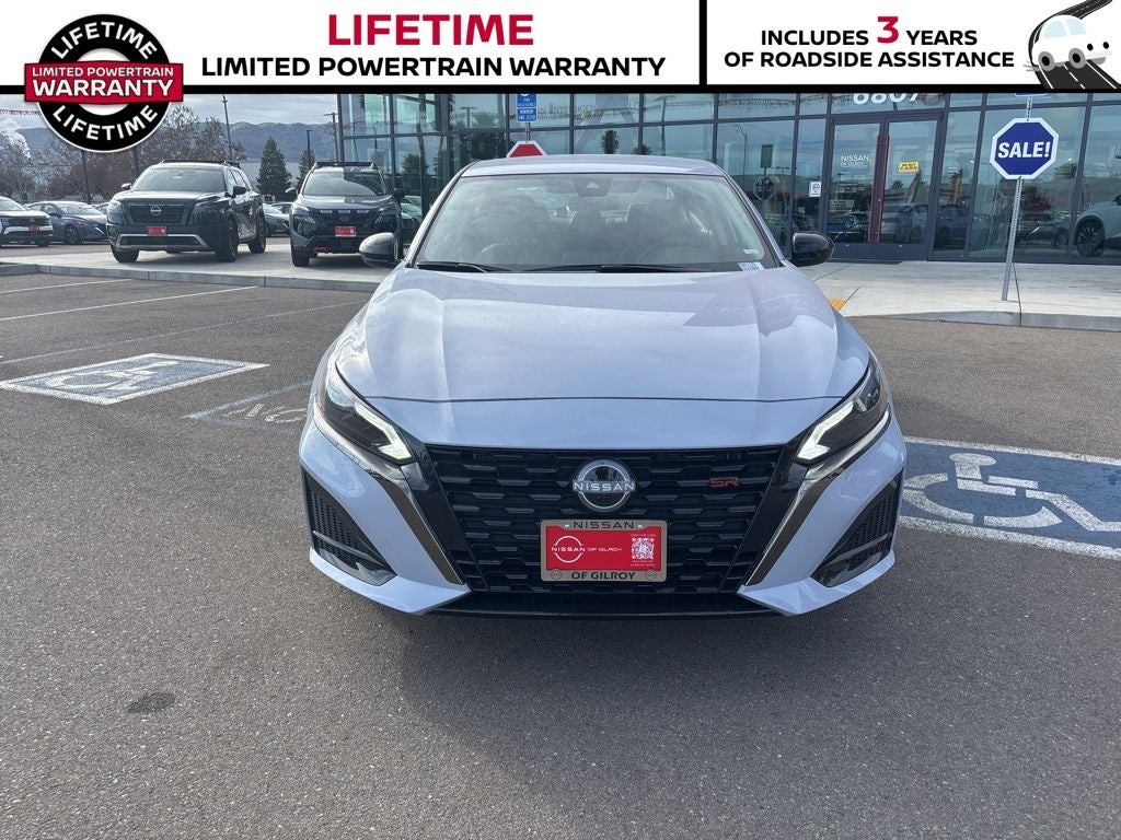 2025 Nissan Altima SR