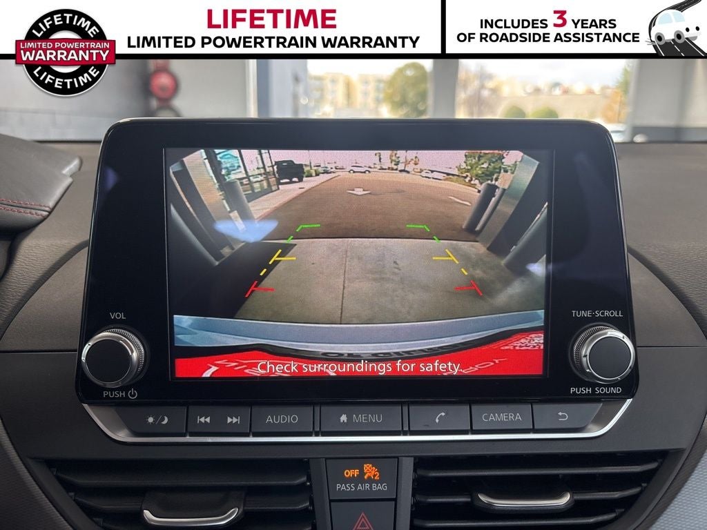 2025 Nissan Altima SR