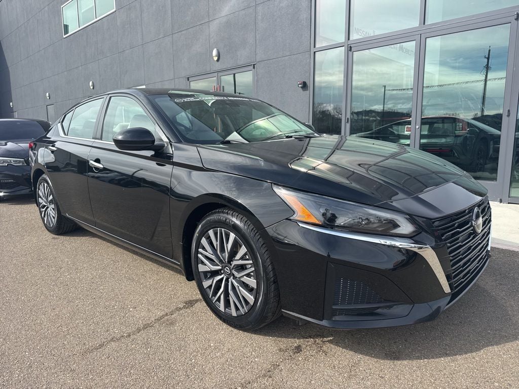 2023 Nissan Altima SV