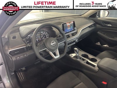 2025 Nissan Altima SV