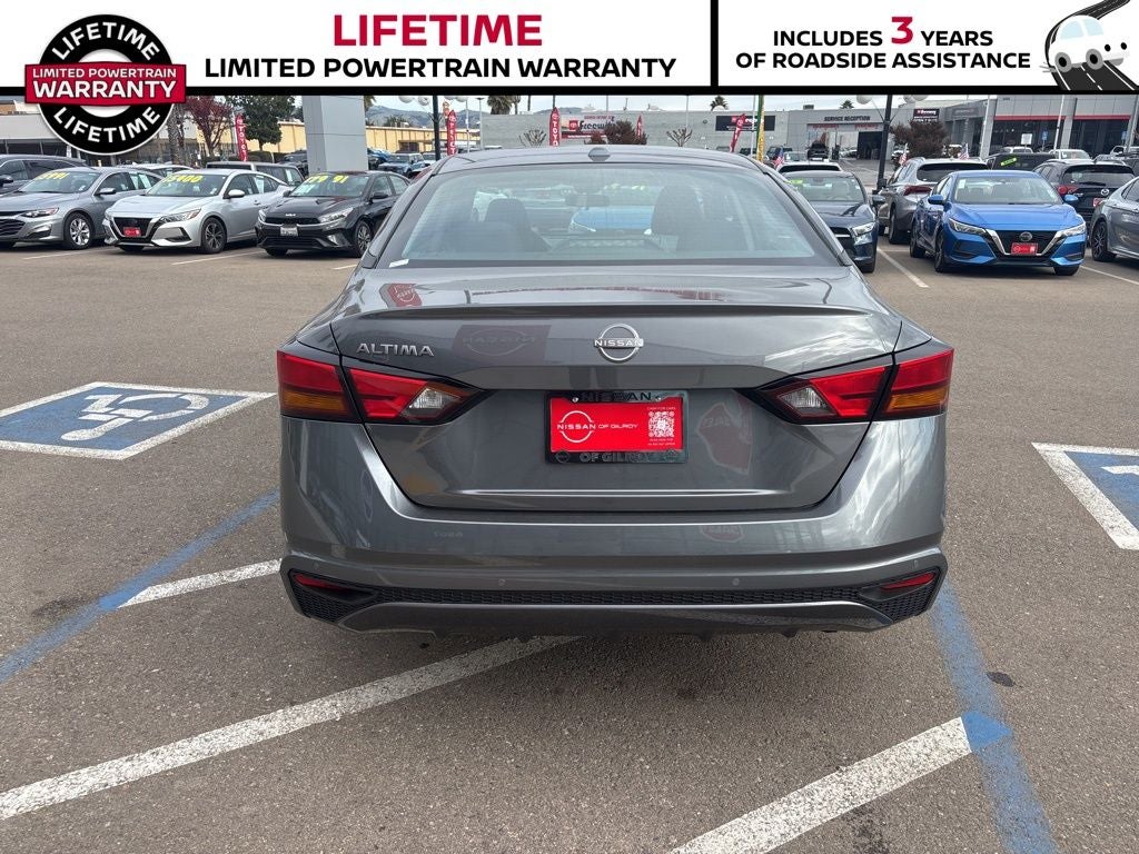 2025 Nissan Altima SV