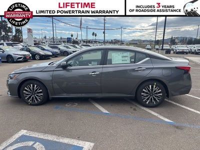 2025 Nissan Altima SV