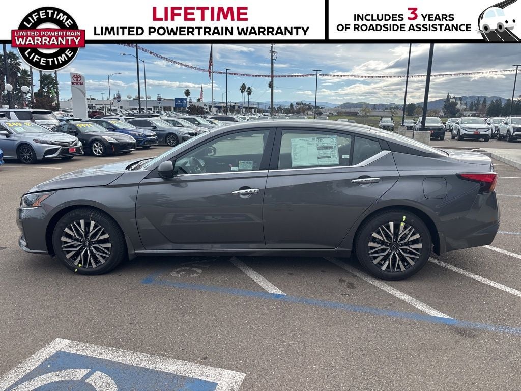 2025 Nissan Altima SV