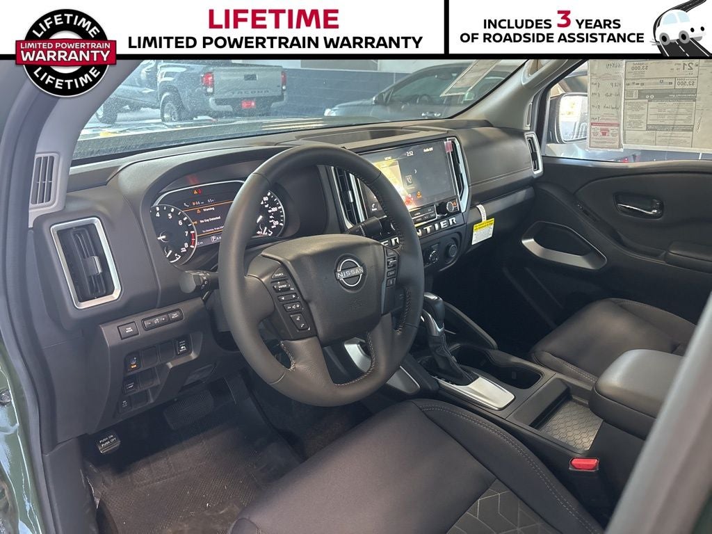 2025 Nissan Frontier Crew Cab SV