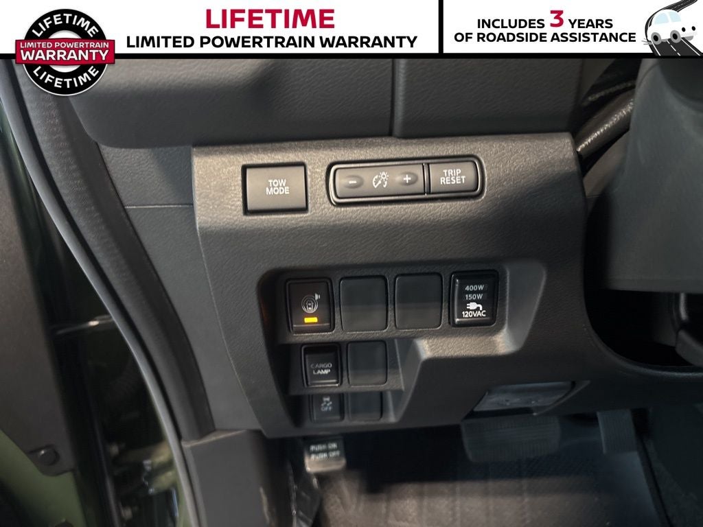 2025 Nissan Frontier Crew Cab SV