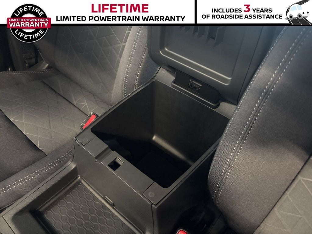 2025 Nissan Frontier Crew Cab SV