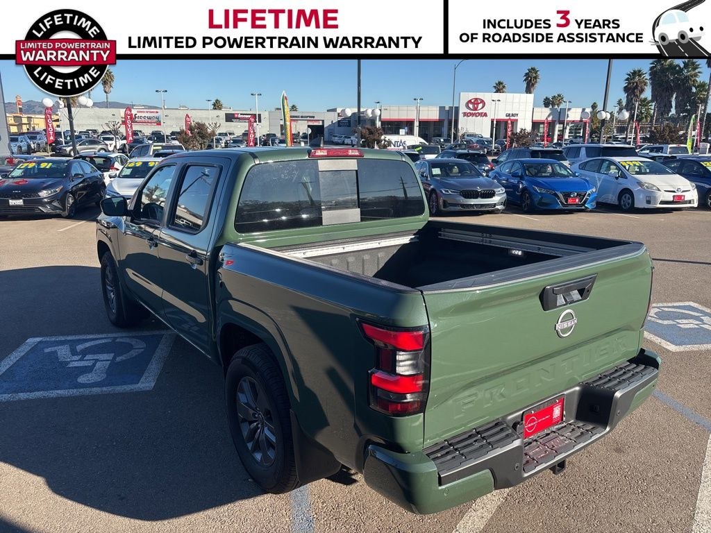 2025 Nissan Frontier Crew Cab SV