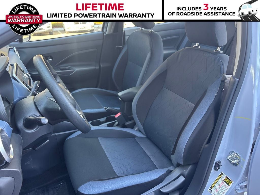 2025 Nissan Versa SV