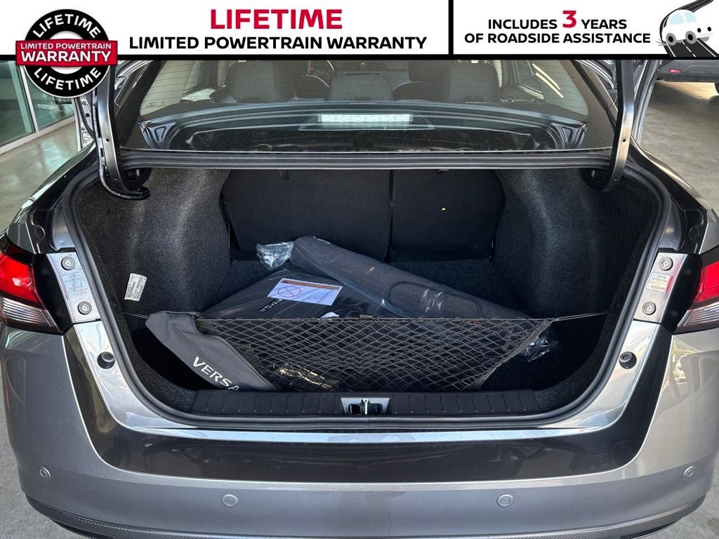 2025 Nissan Versa SV