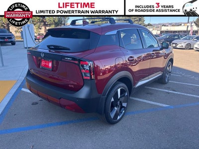 2025 Nissan Kicks SR