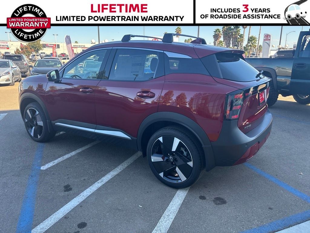 2025 Nissan Kicks SR