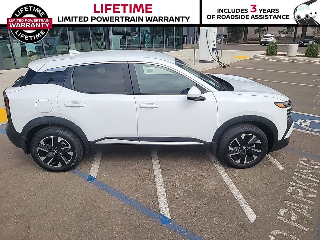 2025 Nissan Kicks SV