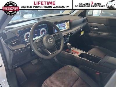 2025 Nissan Kicks SR