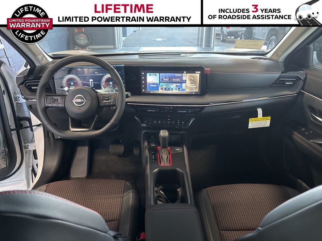 2025 Nissan Kicks SR