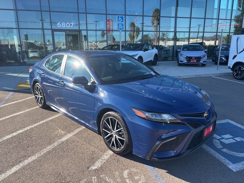 2023 Toyota Camry SE
