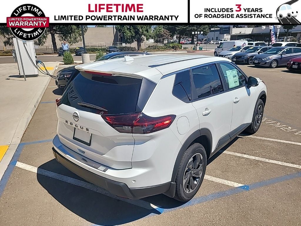 2025 Nissan Rogue SV