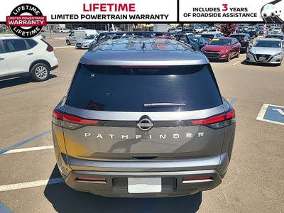 2025 Nissan Pathfinder SV