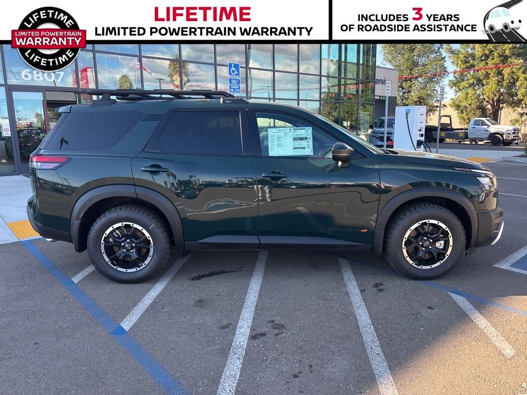 2025 Nissan Pathfinder Rock Creek®