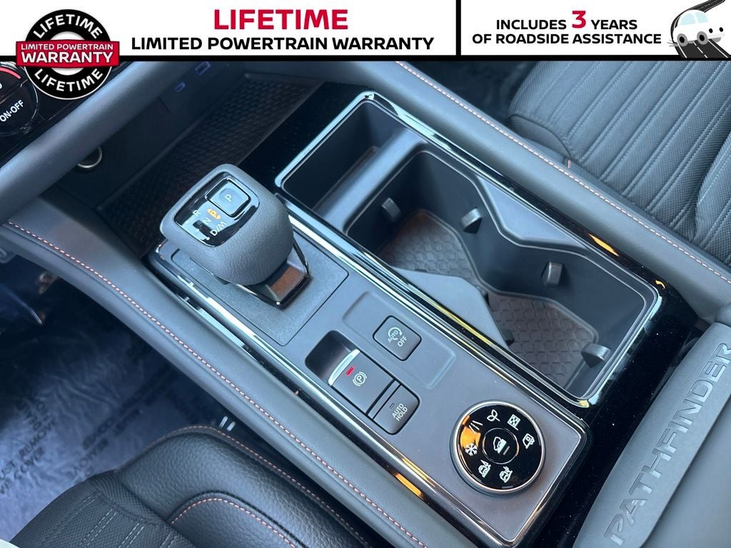 2025 Nissan Pathfinder Rock Creek®