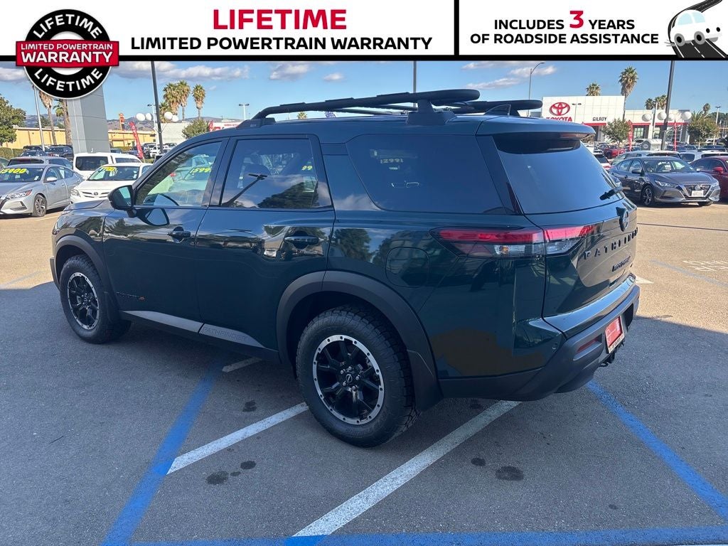 2025 Nissan Pathfinder Rock Creek®