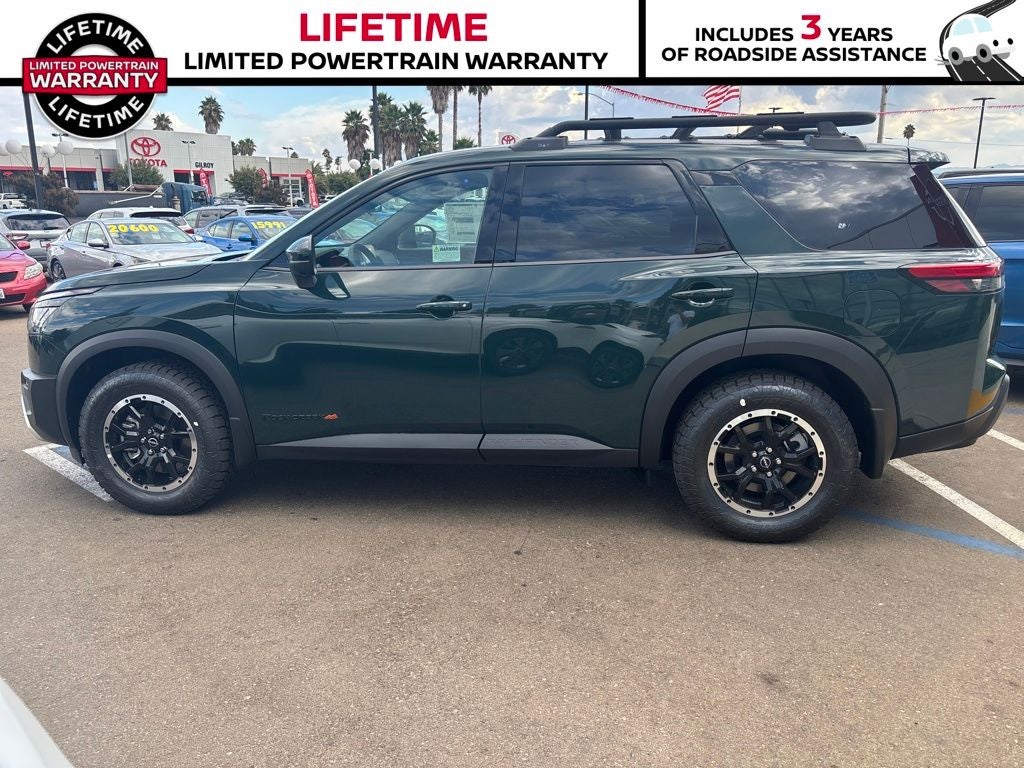 2025 Nissan Pathfinder Rock Creek®
