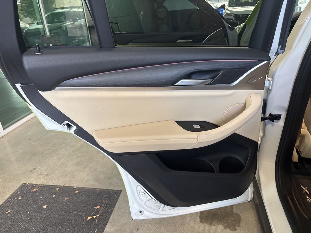 2022 BMW X4 xDrive30i