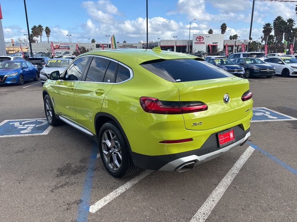 2022 BMW X4 xDrive30i