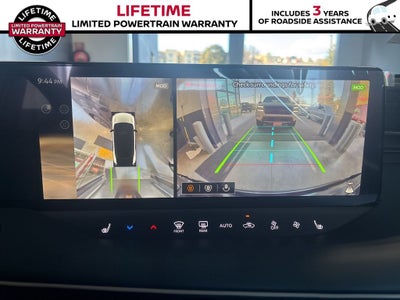 2026 Nissan LEAF Platinum+