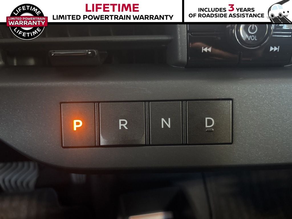 2026 Nissan LEAF Platinum+