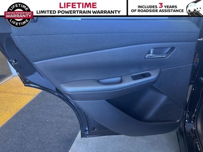 2026 Nissan LEAF Platinum+