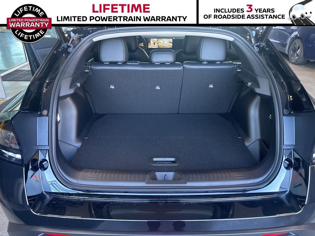 2026 Nissan LEAF Platinum+