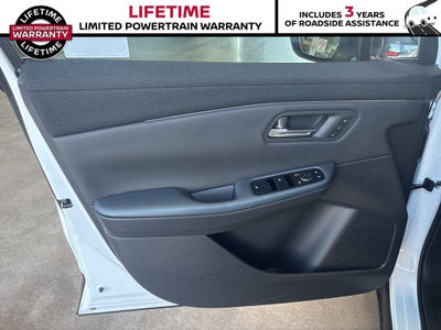 2026 Nissan LEAF Platinum+