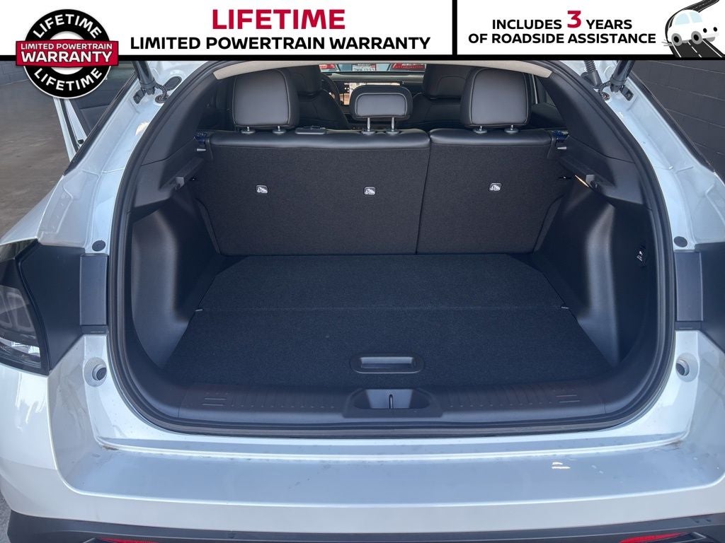 2026 Nissan LEAF Platinum+