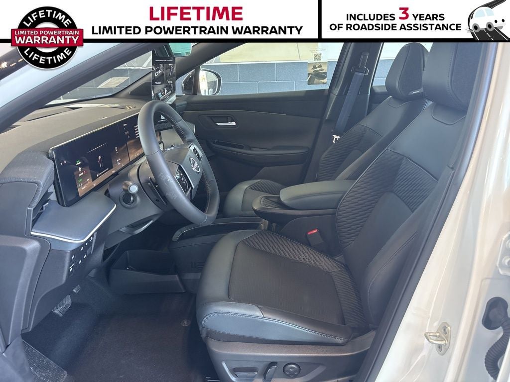 2026 Nissan LEAF Platinum+