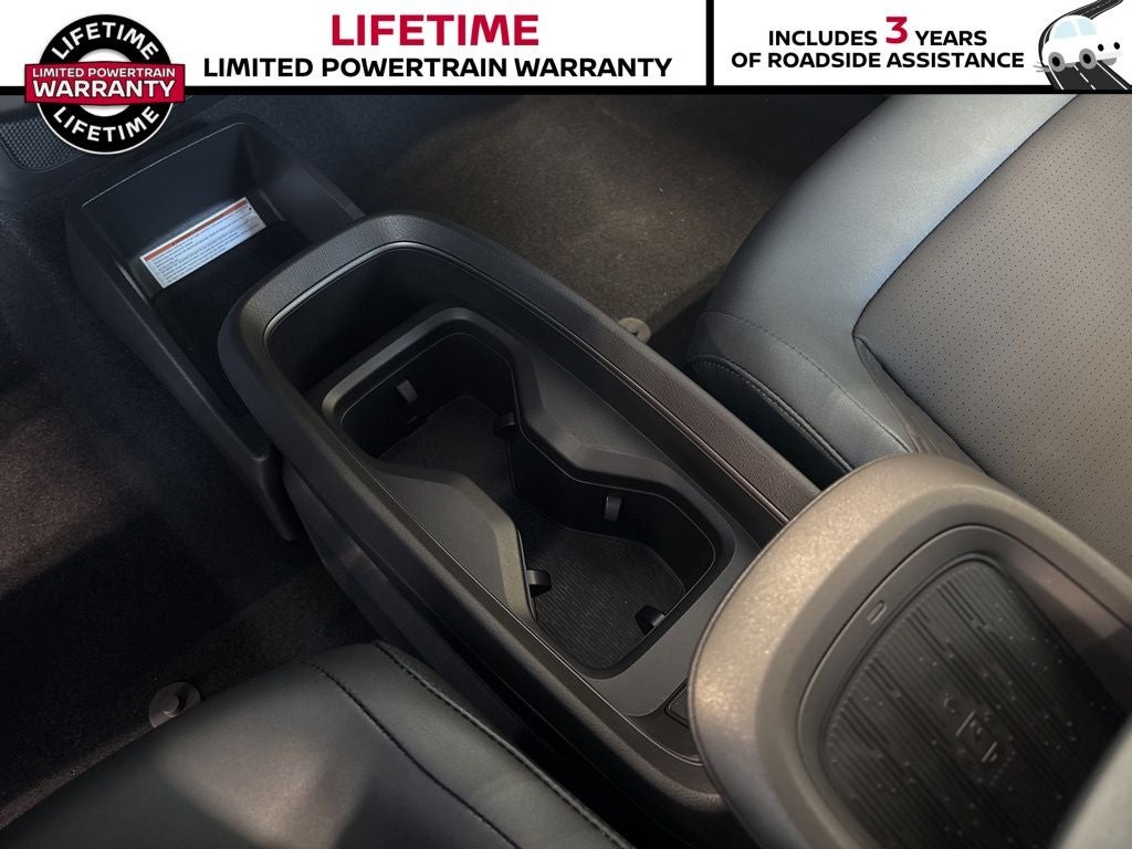 2026 Nissan LEAF Platinum+