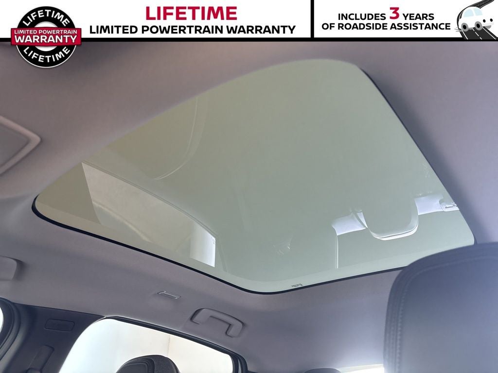 2026 Nissan LEAF Platinum+