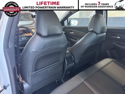 2026 Nissan LEAF Platinum+