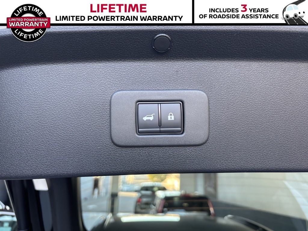 2026 Nissan LEAF Platinum+