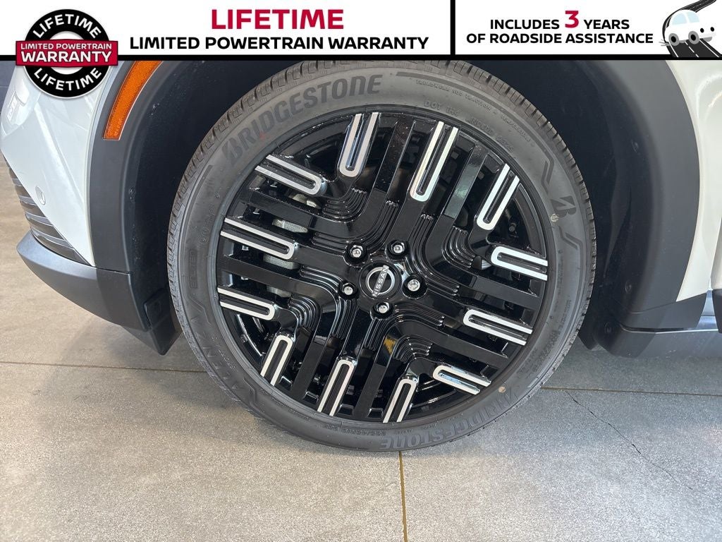 2026 Nissan LEAF Platinum+