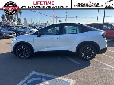 2026 Nissan LEAF Platinum+