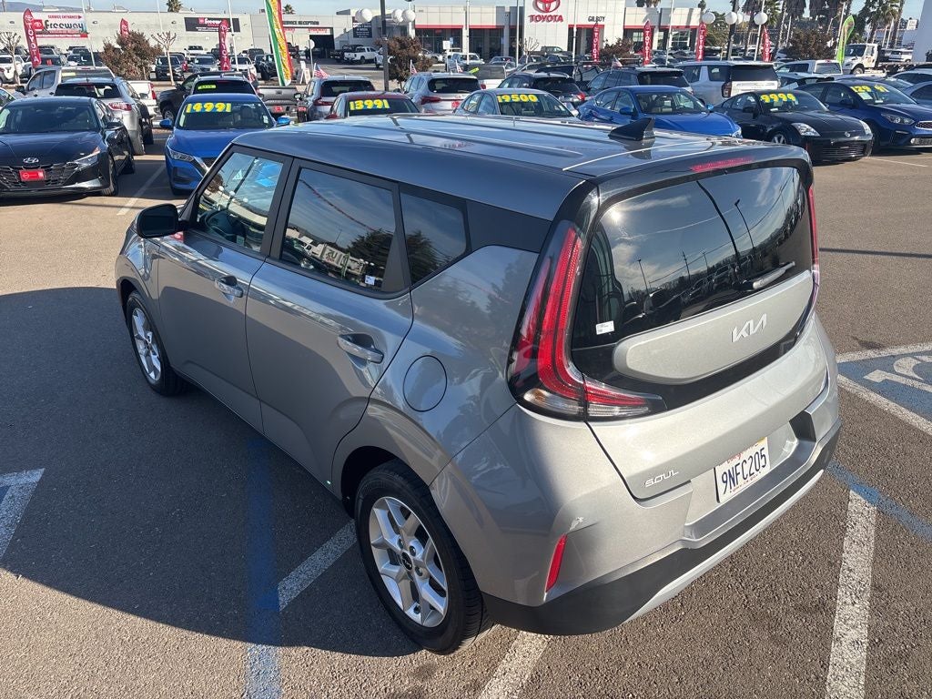 2023 Kia Soul LX